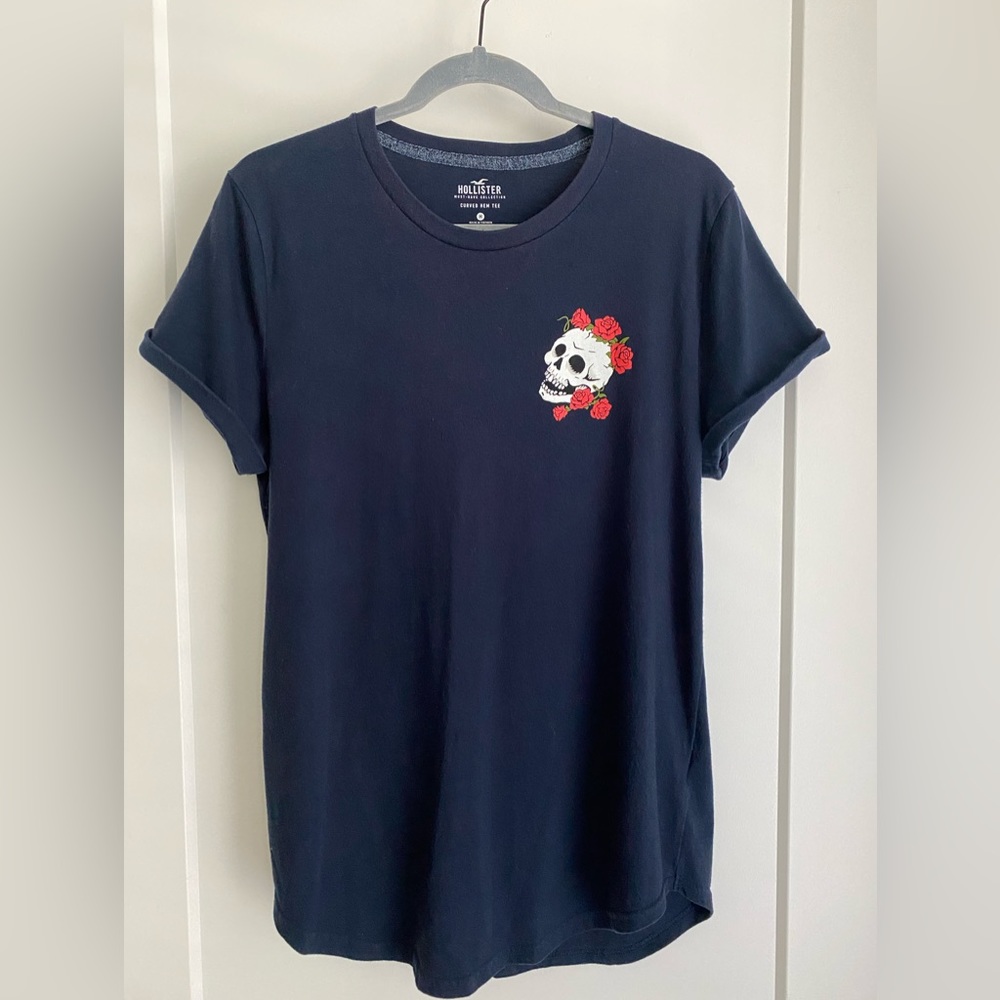 Hollister Skull and Roses Tee